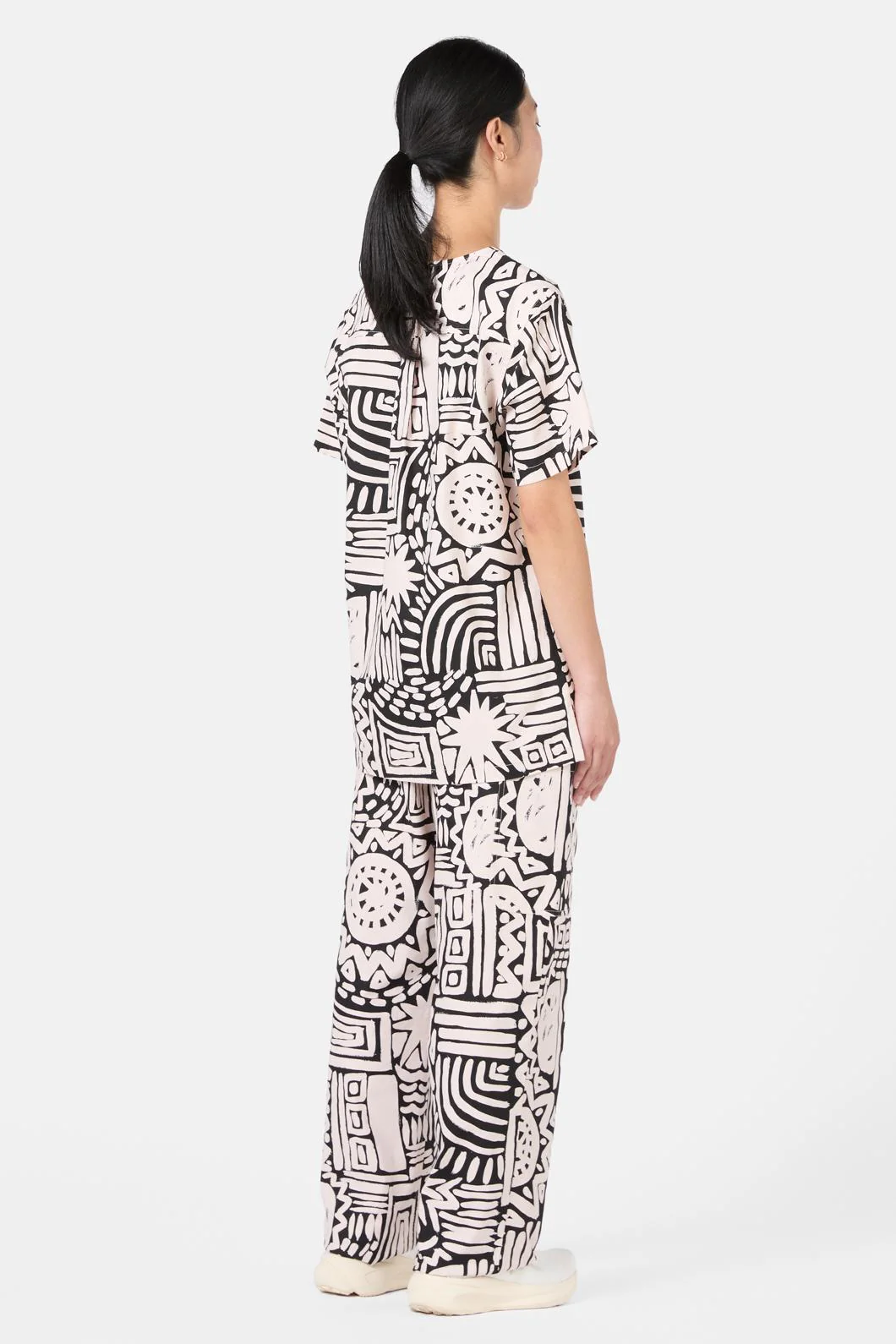 Brushstroke Scrub Set - Image 7