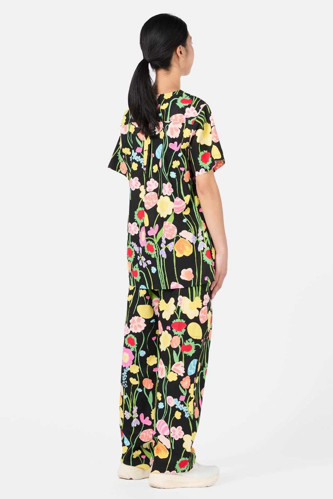 Easter Garden Scrub Set - Image 5