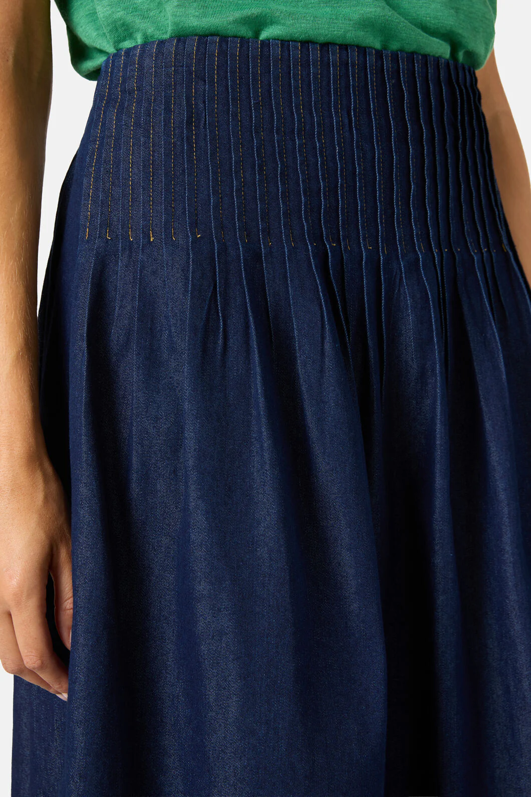 Gabrielle Chambray Skirt - Image 5